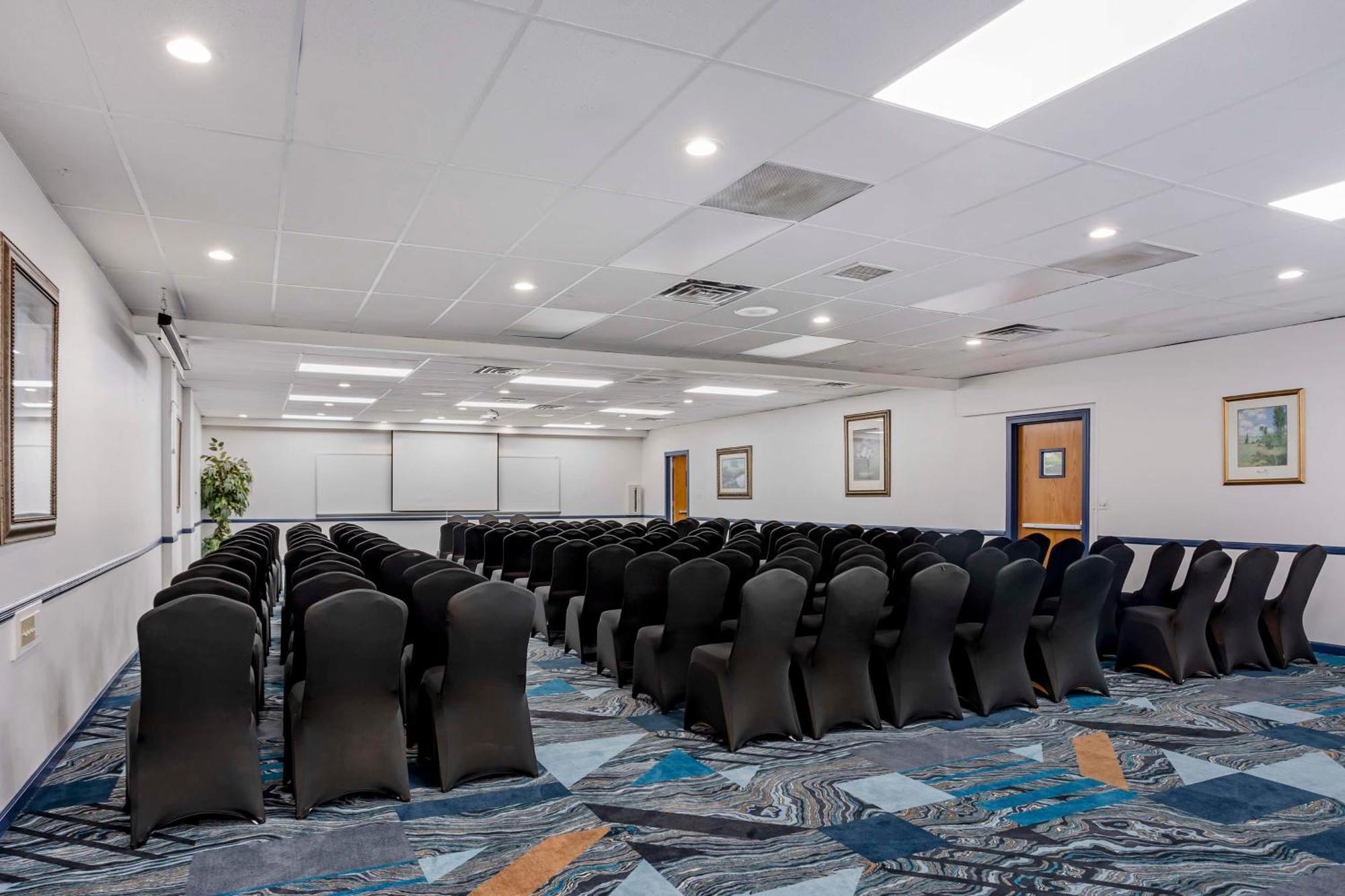 Best Western Rutgers University Hotel East Brunswick Eksteriør bilde