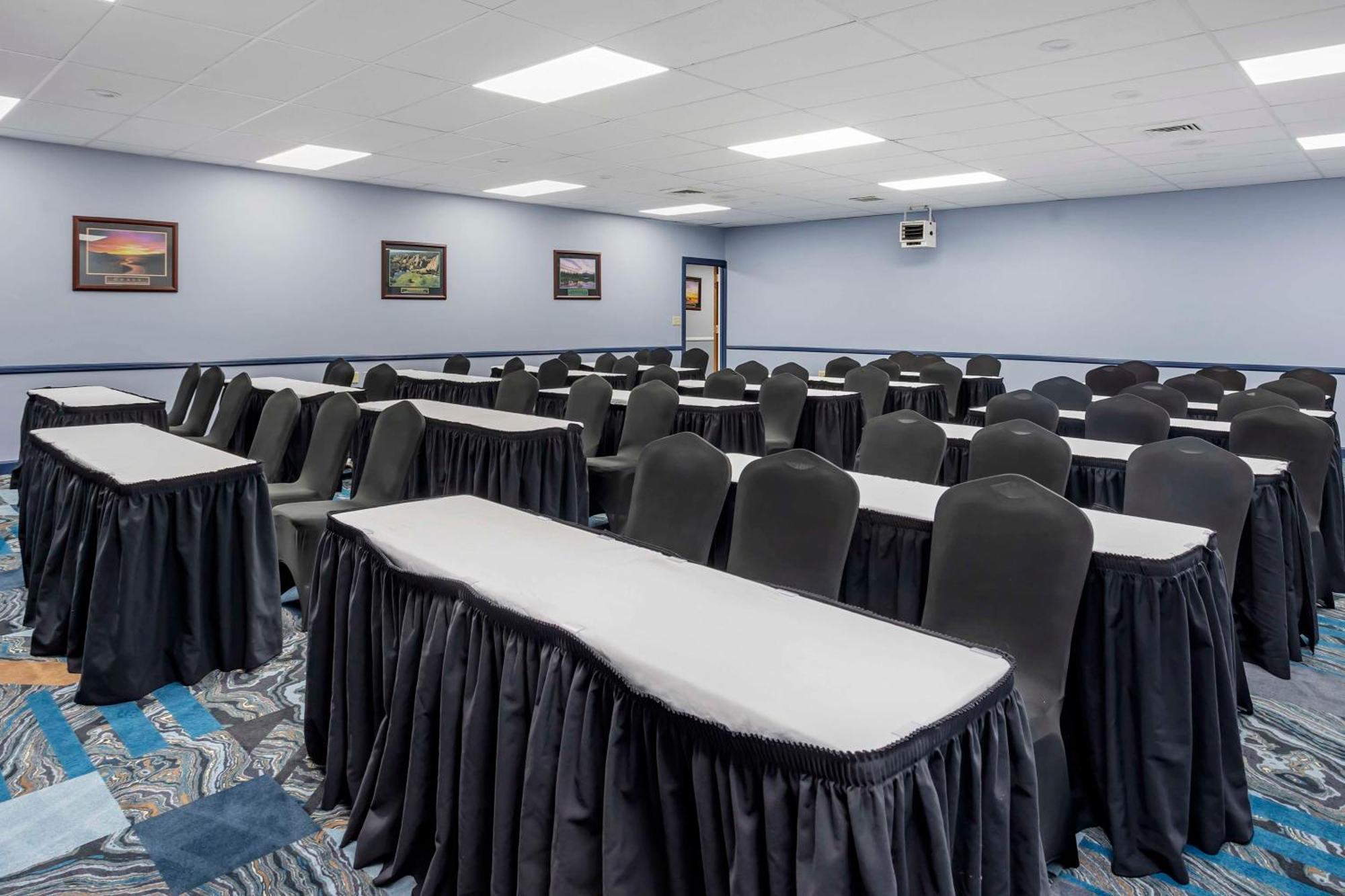 Best Western Rutgers University Hotel East Brunswick Eksteriør bilde