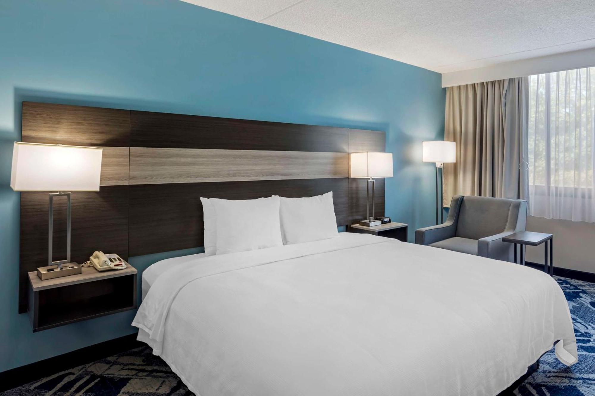 Best Western Rutgers University Hotel East Brunswick Eksteriør bilde