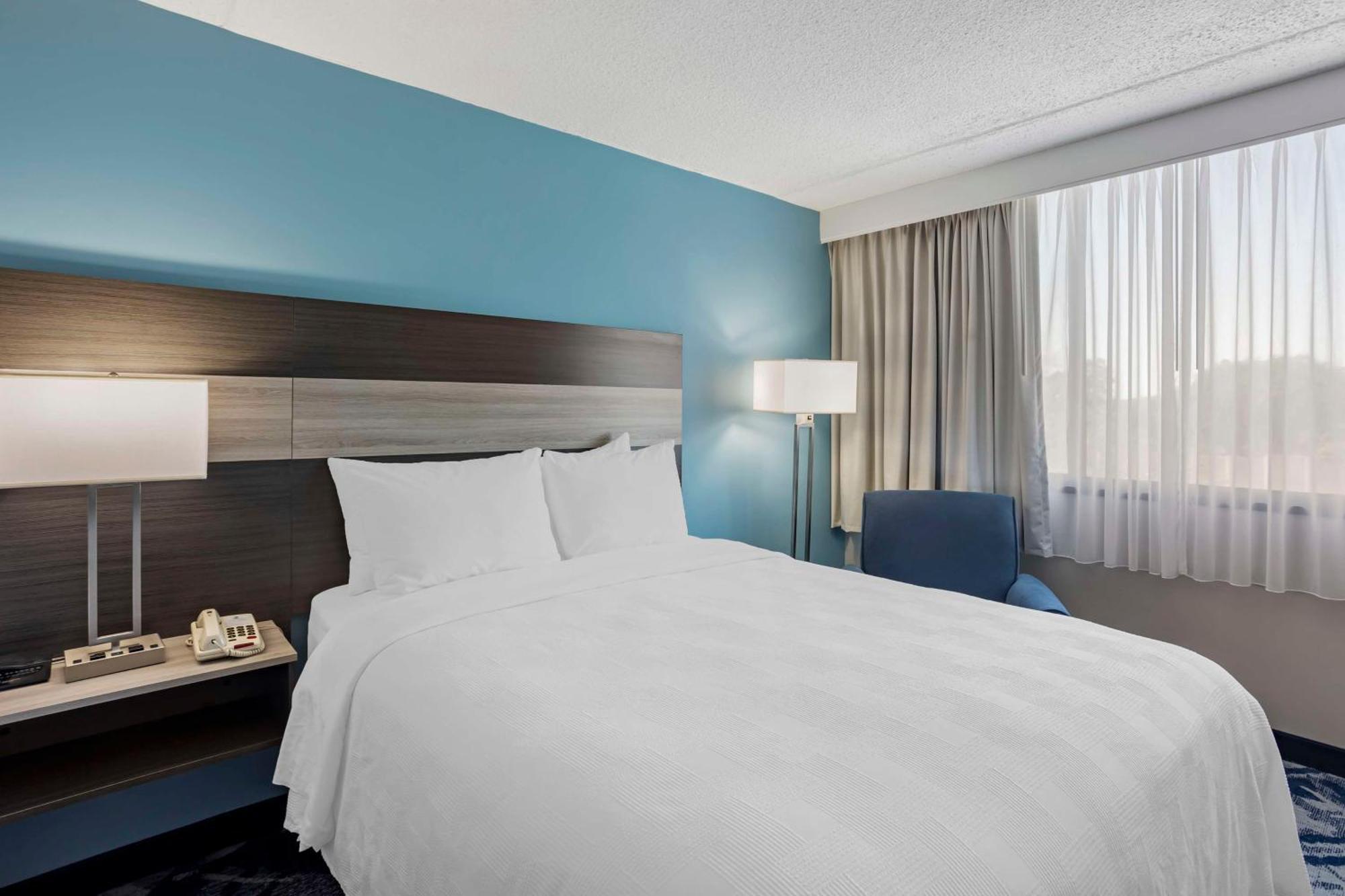 Best Western Rutgers University Hotel East Brunswick Eksteriør bilde